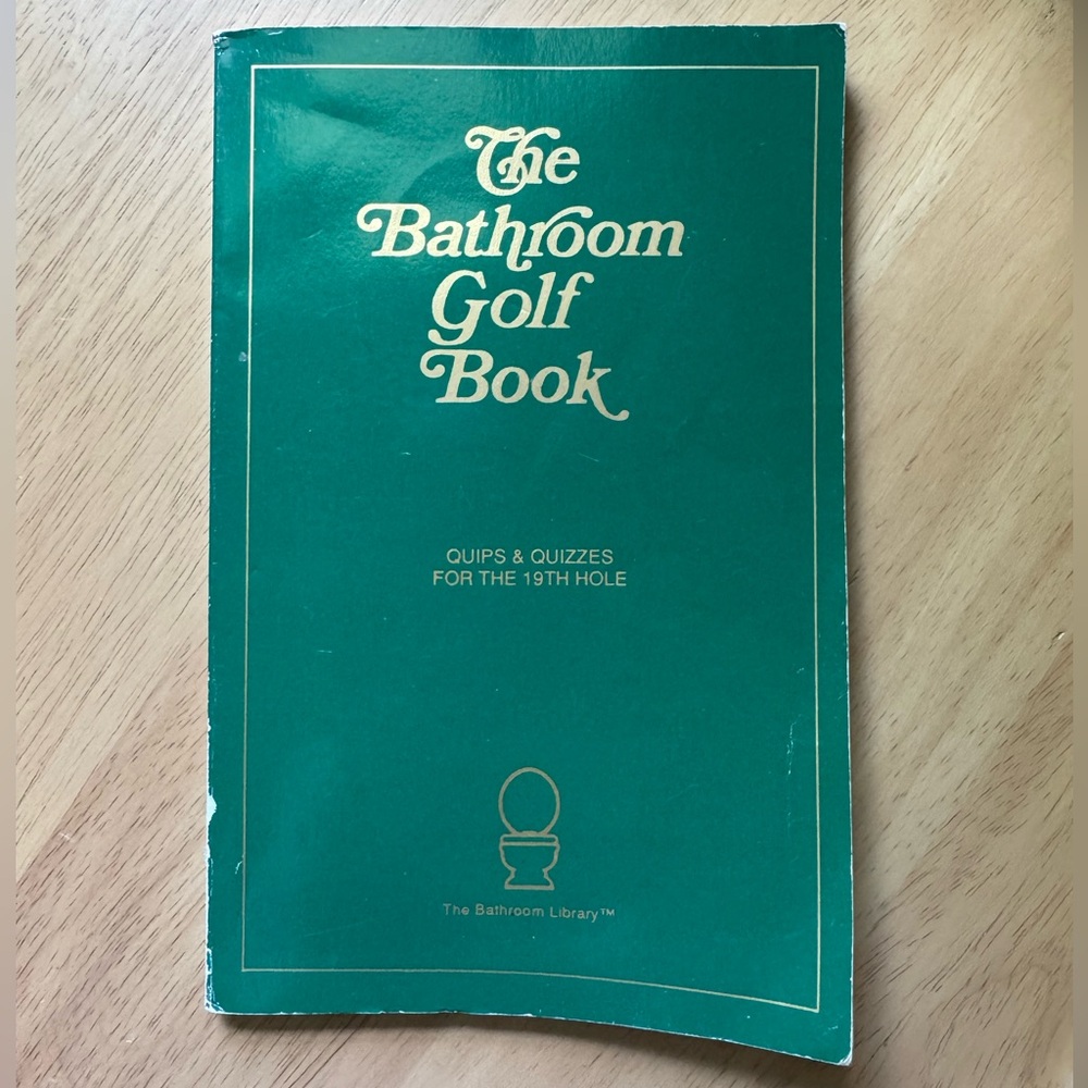 The Bathroom Golf Book (Paperback, Good Vintage Condition)